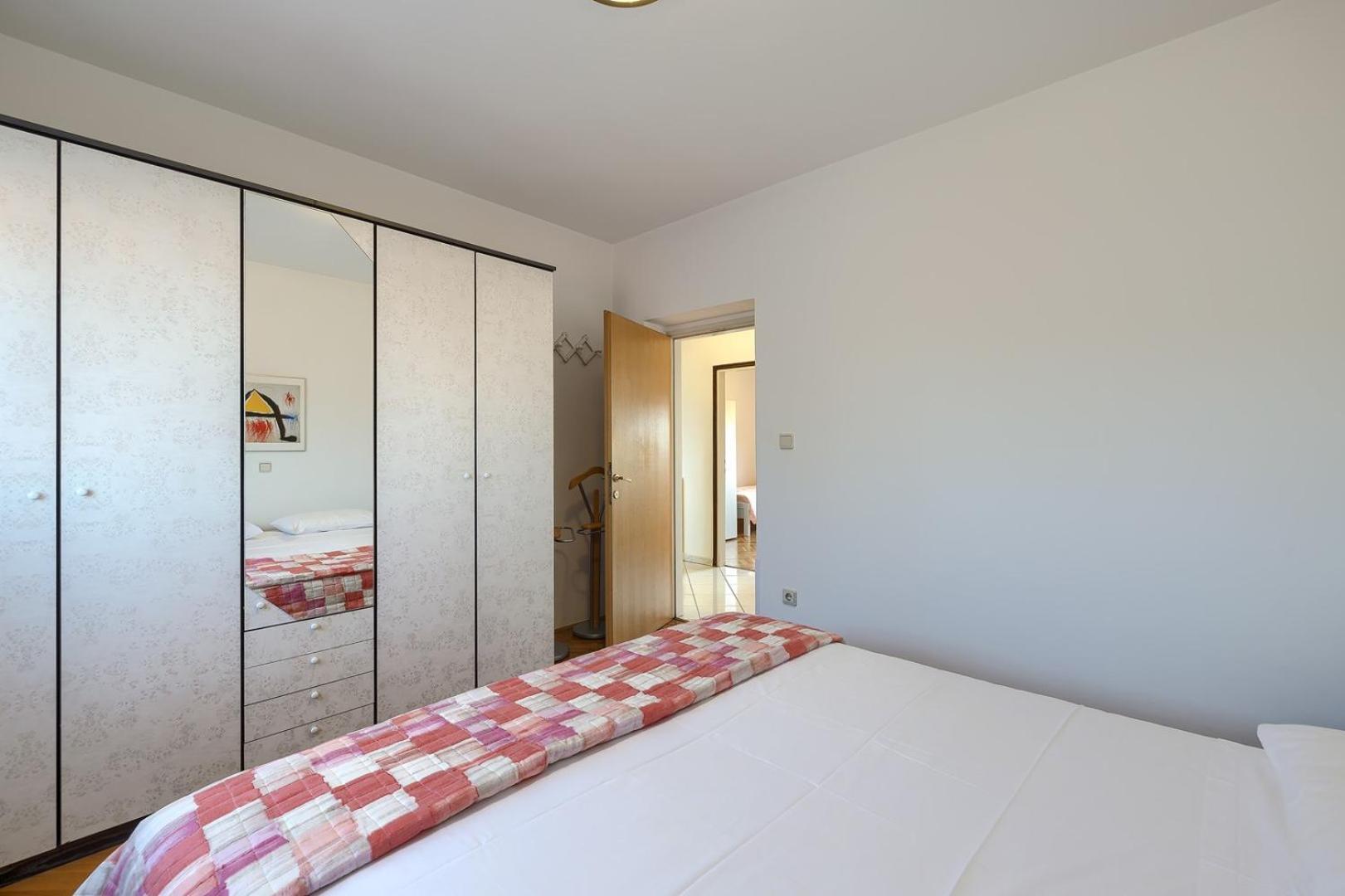 Apartment Viktor Pula Bagian luar foto