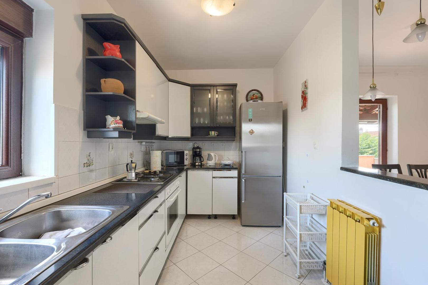Apartment Viktor Pula Bagian luar foto