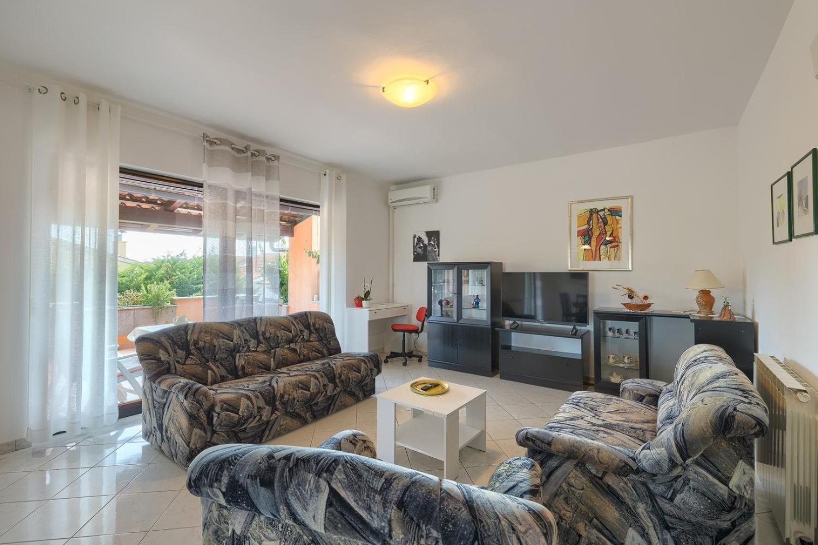 Apartment Viktor Pula Bagian luar foto